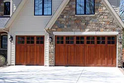 Garage Door And Opener Repairs Commercial Point, OH 614-676-0003 - custom-side